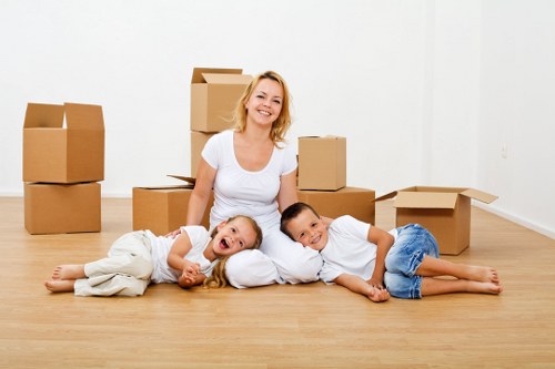 Commercial removal service supporting office and business relocation
