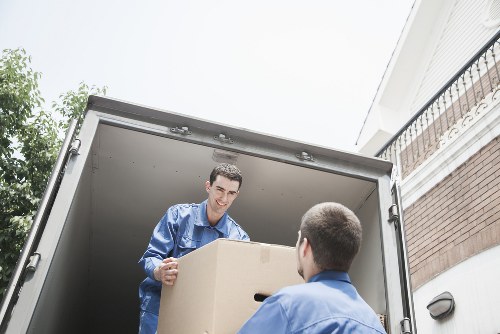 Furniture pick-up and single-item transport by van