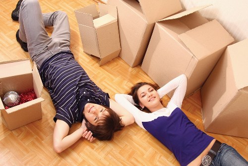 Local removal van support for a house or office move in Becontreeheath